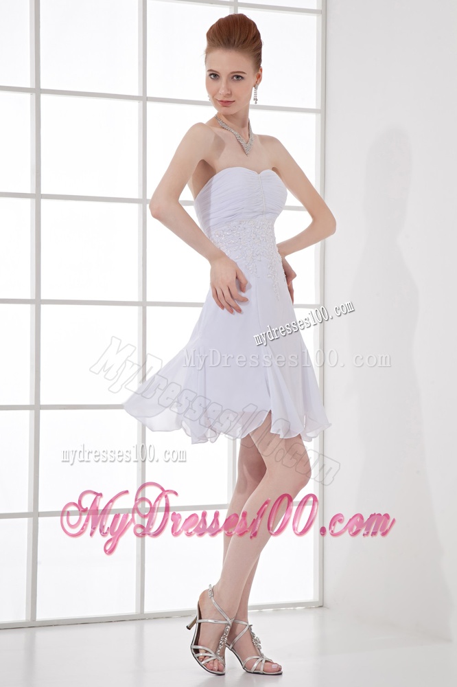 Simple Empire Sweetheart Mini-length Chiffon Wedding Dress with Ruching and Appliques