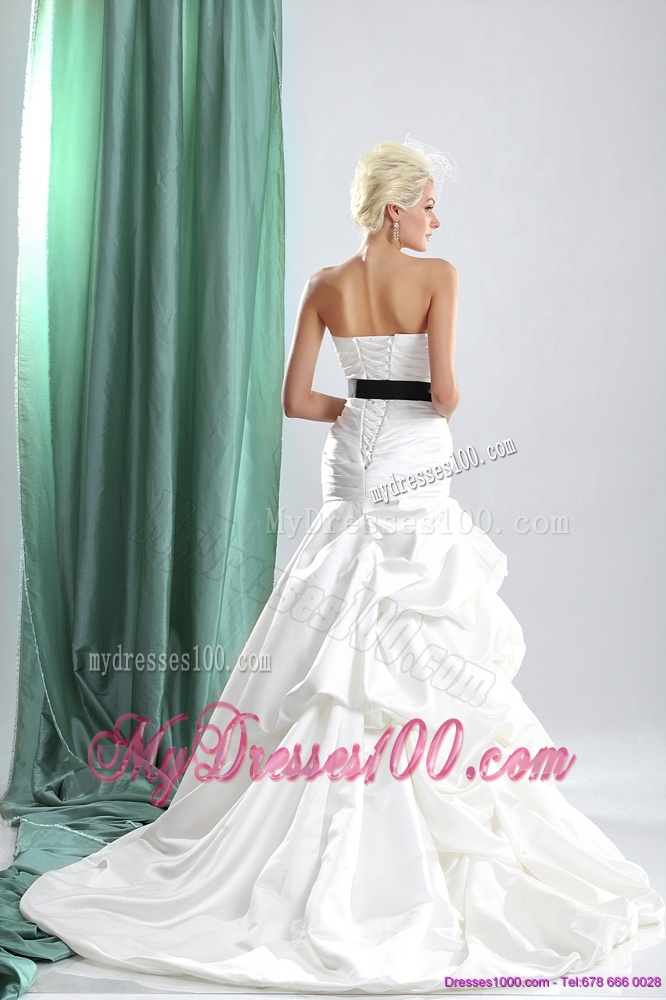 Sturning 2016 Sweetheart Wedding Dress with Ruching