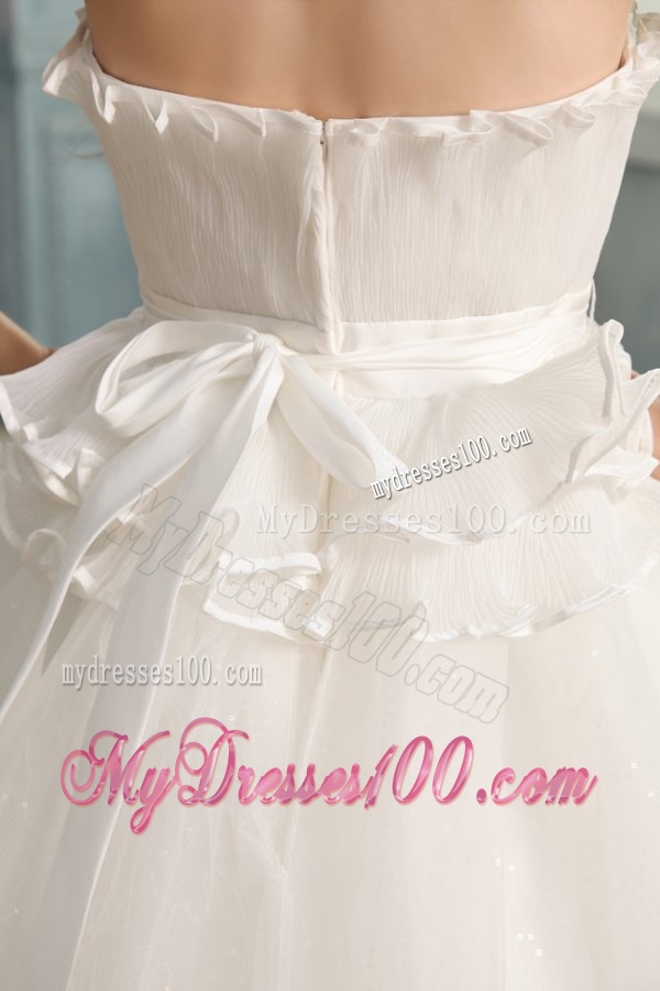 Sweetheart Beading and Pleats Floor-length Wedding Dress in Ball Gown