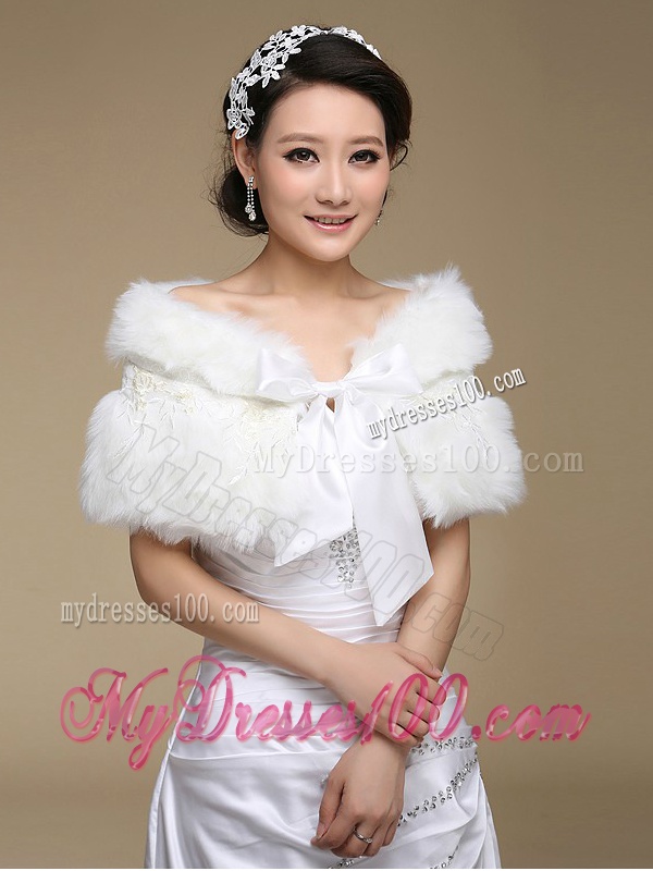 White Sweetheart Brush Train Wedding Dresses with Rhinestones and Sash