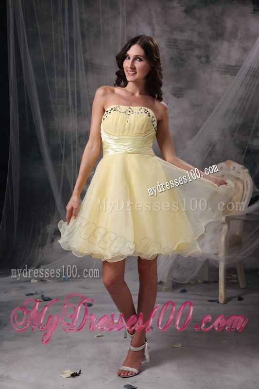 Beading and Ruches Decorate Mini-length Prom Dresses in Light Yellow Organza