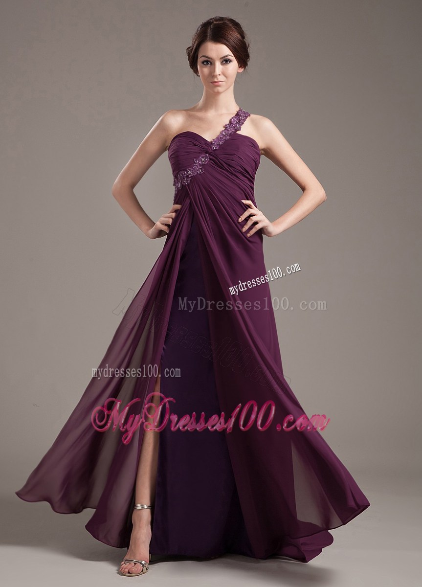 Burgundy Brush Train Chiffon Dresses For Prom with Appliqued One Shoulder