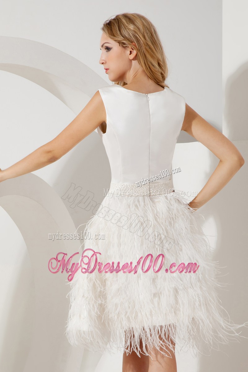 White A-line Scoop Feather Beading Decorated Prom Homecoming Dress