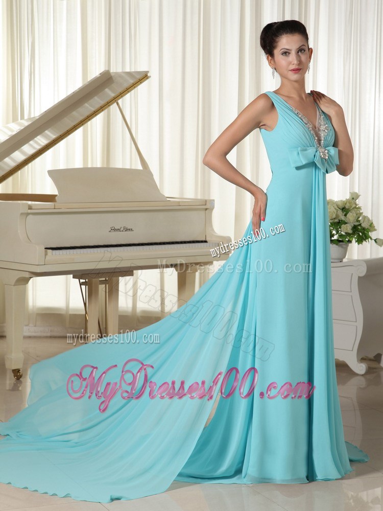 V-neck Hand Made Flower Decorated Bust for Brush Train Aqua Blue Prom Gown