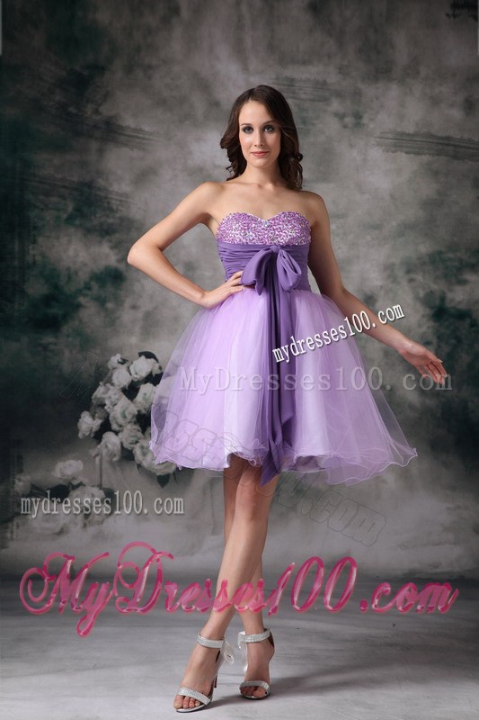 Beading and Bowknot Sash Decorate On Mini-length Lilac Organza Prom Gown
