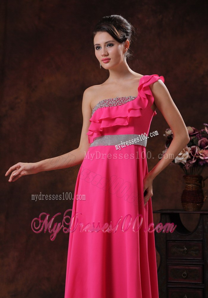 Flounced and Beaded Single Shoulder Floor-length Prom Dress in Coral Red