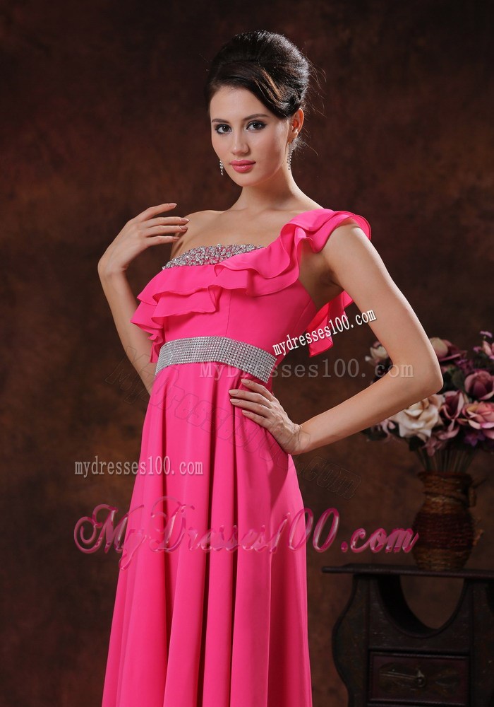 Flounced and Beaded Single Shoulder Floor-length Prom Dress in Coral Red