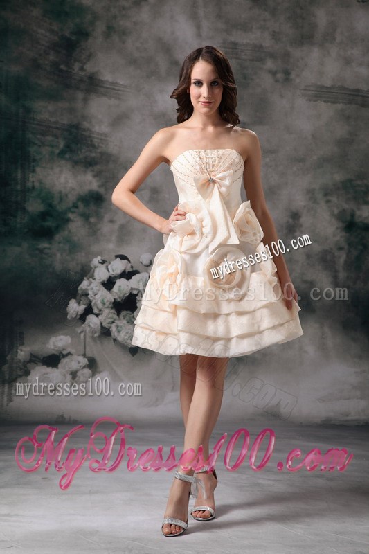 Champagne Knee-length Nightclub Dress with Beading and Flowers