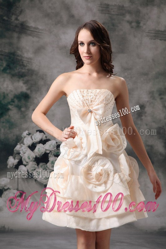 Champagne Knee-length Nightclub Dress with Beading and Flowers