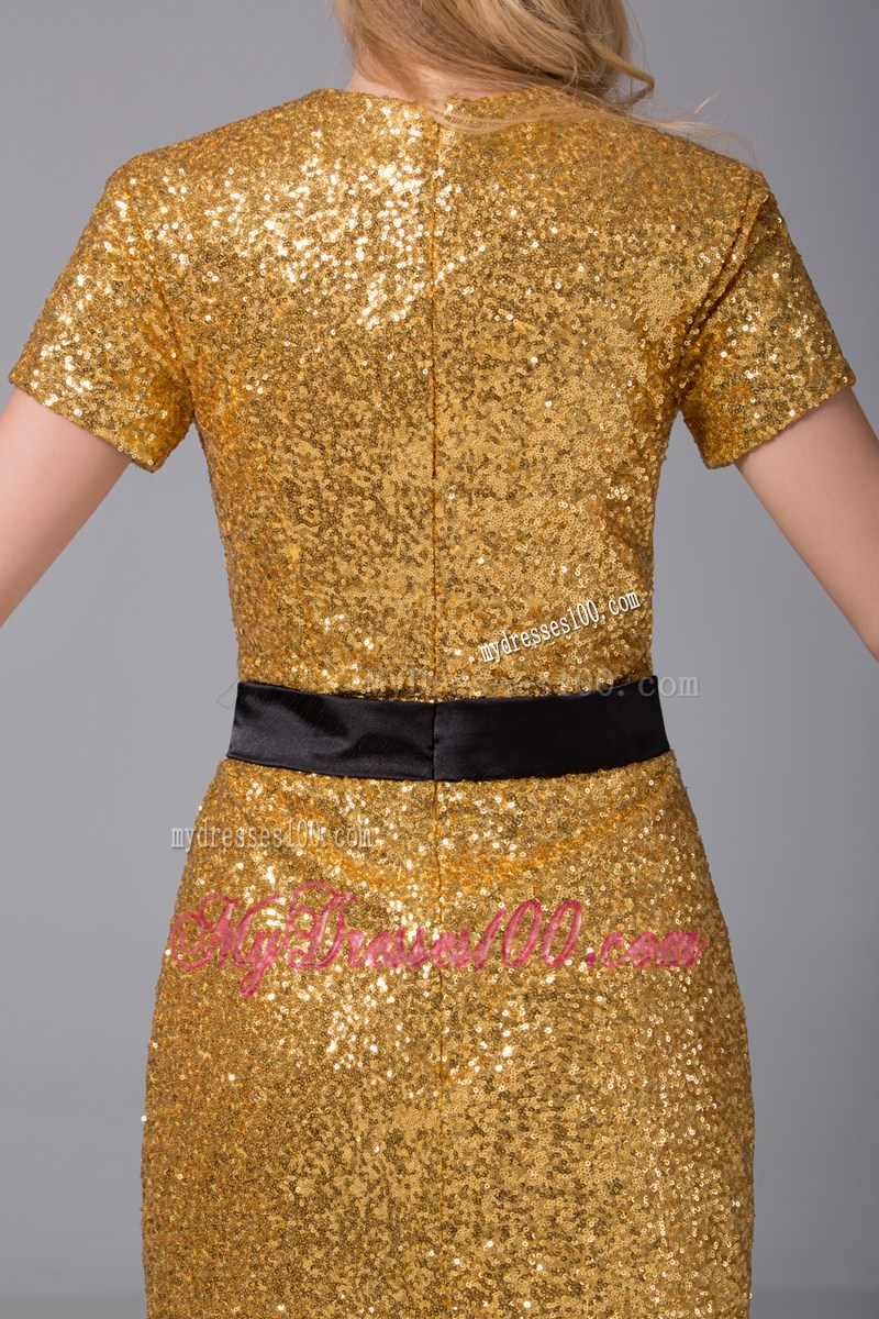 Short Gold High-neck Sequin Nightclub Dress with Short Sleeves