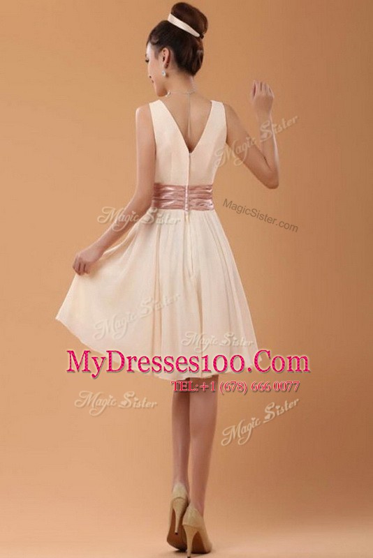 Deluxe V-neck Sleeveless Prom Gown Mini Length Belt Peach Organza