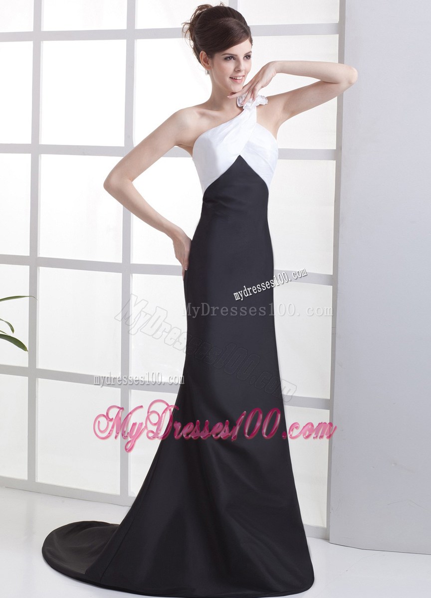 Flowers One Shoulder White and Black Brush Train 2013 Celebrity Dresses