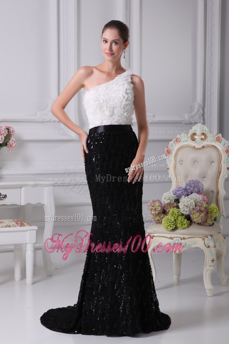 One Shoulder Brush Train Column Black and White Prom Dress