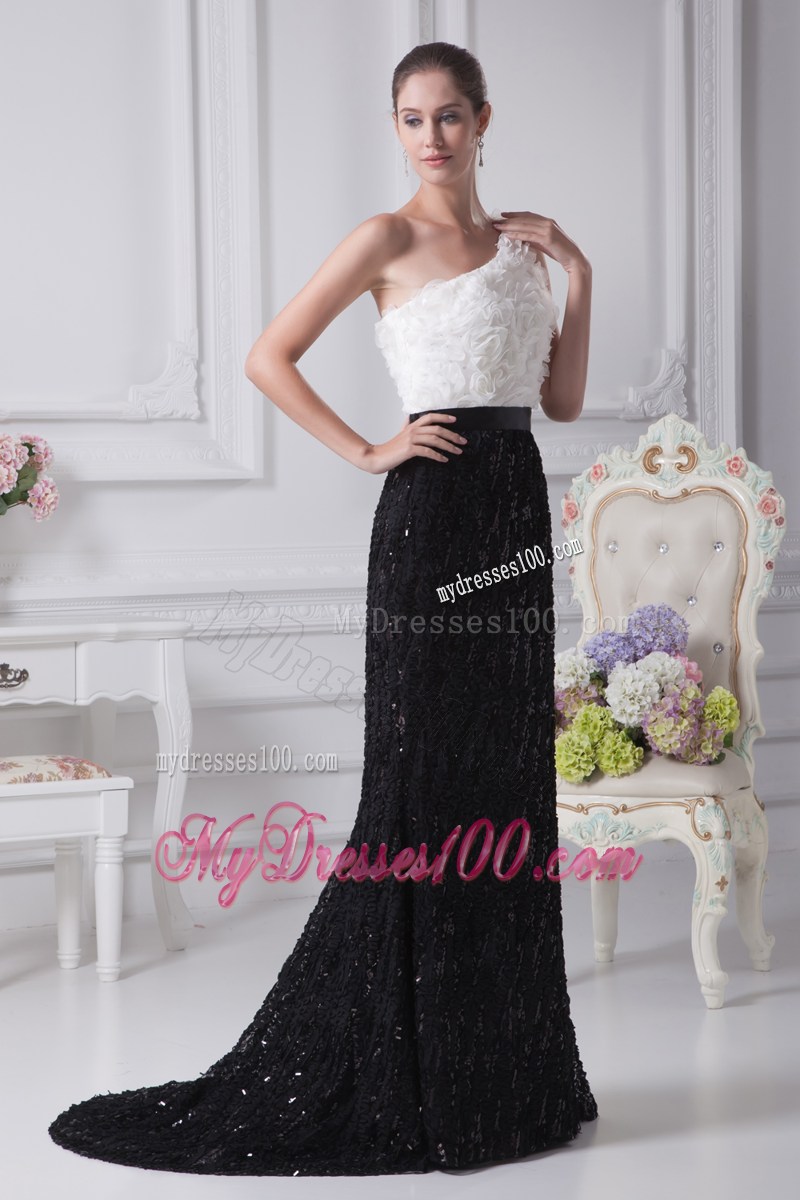 One Shoulder Brush Train Column Black and White Prom Dress