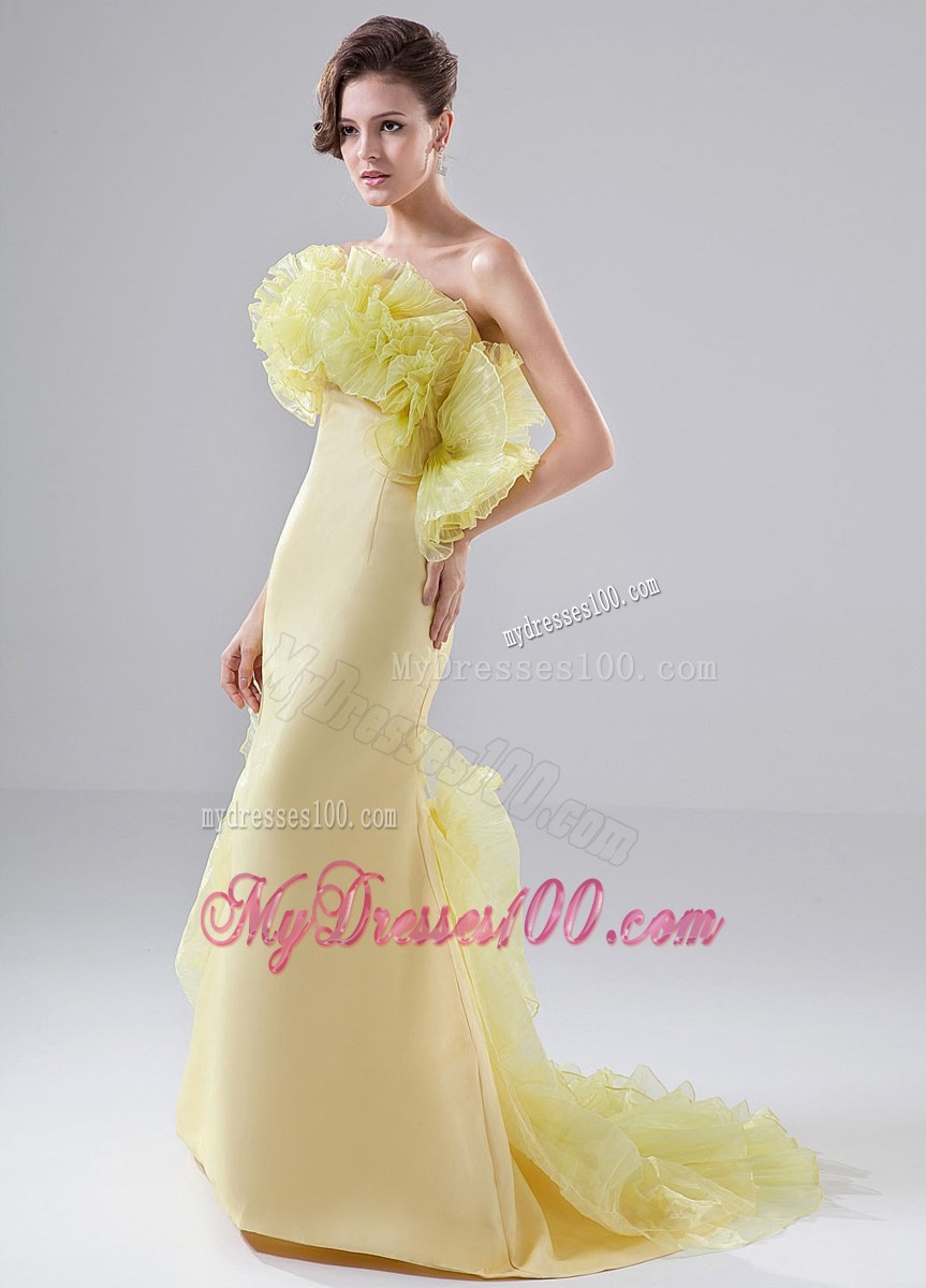 Pretty Strapless Brush Train Mermaid Yellow Celebrity Dresses
