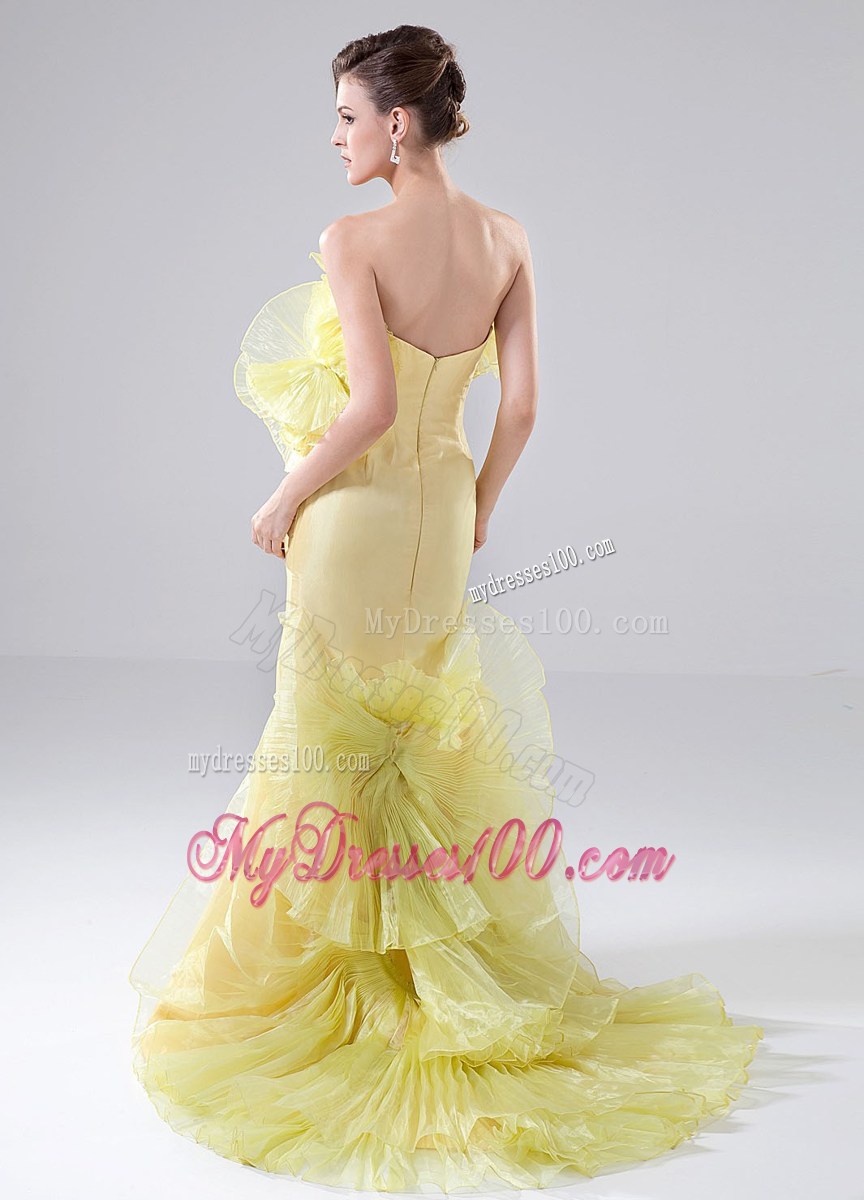 Pretty Strapless Brush Train Mermaid Yellow Celebrity Dresses