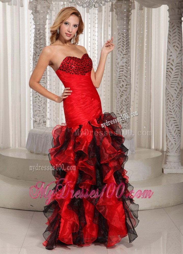 Ruffles A-line Swetheart Ruched Bodice Prom Dress Red and Black With Beading Decorate
