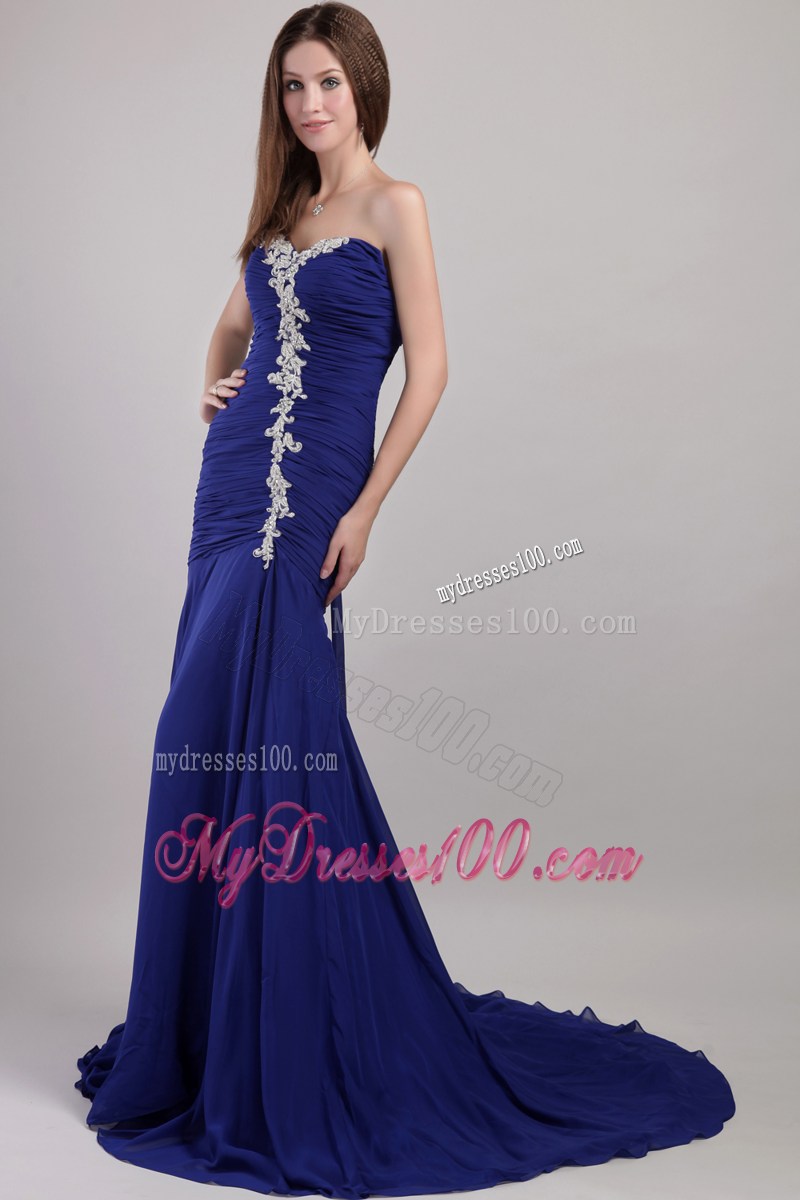 Blue Sheath Column Sweetheart Chapel Train Pageant Dresses with Appliques