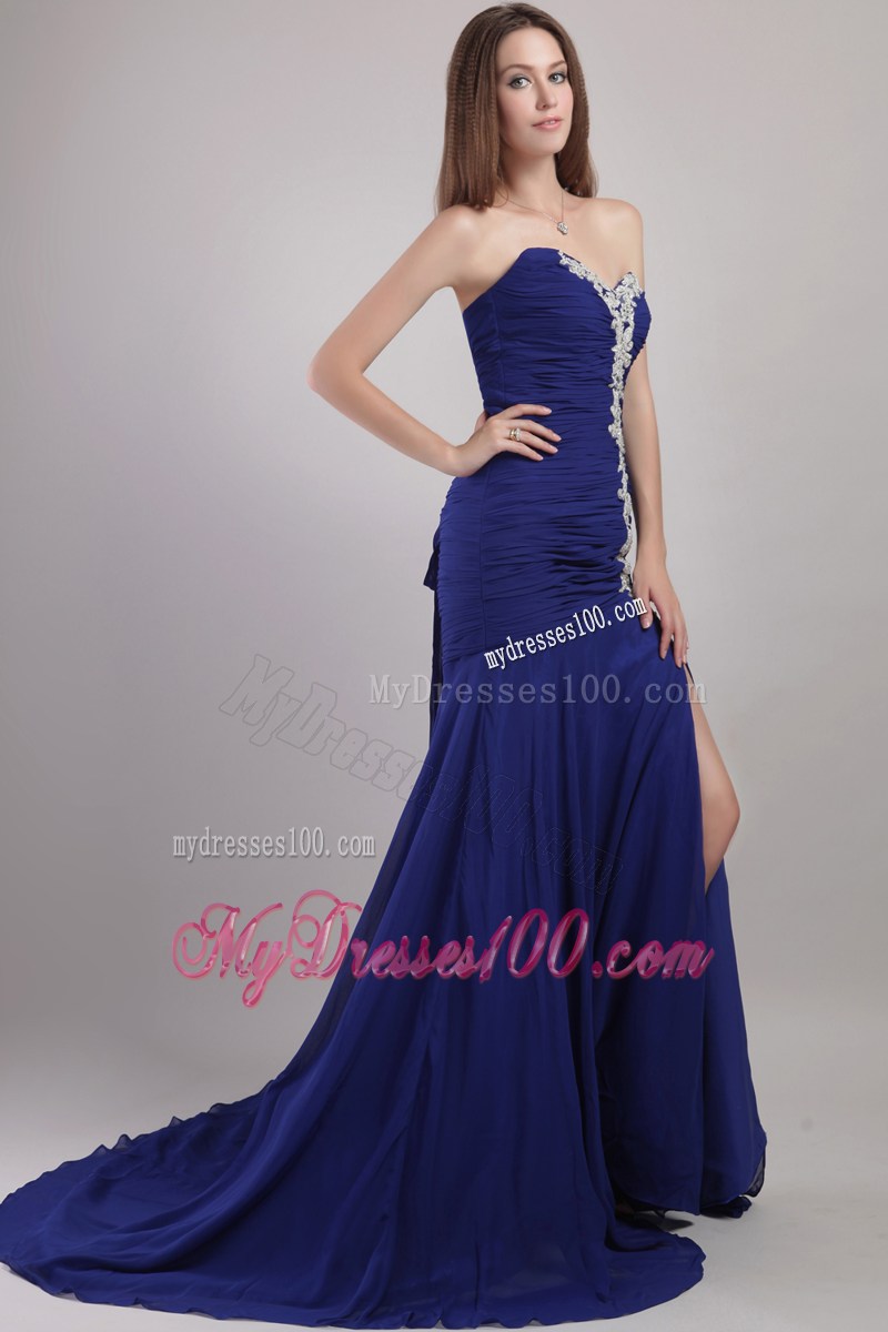 Blue Sheath Column Sweetheart Chapel Train Pageant Dresses with Appliques