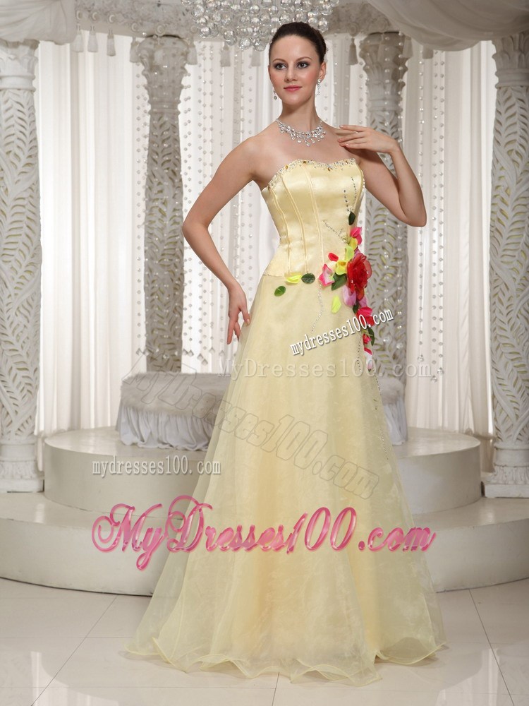 Flowers Beaded Light Yellow Pageant Dresses with Floor-length Strapless