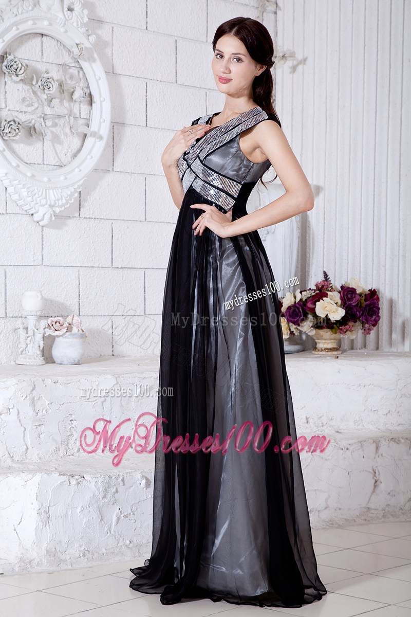Black Empire V-neck Brush Train Sequins Pageant Dresses for 2013