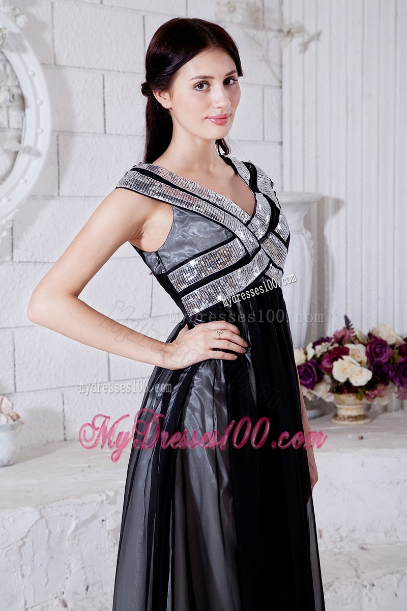 Black Empire V-neck Brush Train Sequins Pageant Dresses for 2013