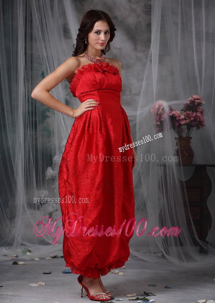 2013 Discount Red Column Strapless Long Bowknot Celebrity Dresses