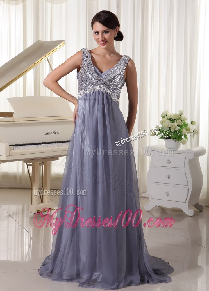 2013 Grey Sequins V-neck Appliques Celebrity Dresses For Prom Party