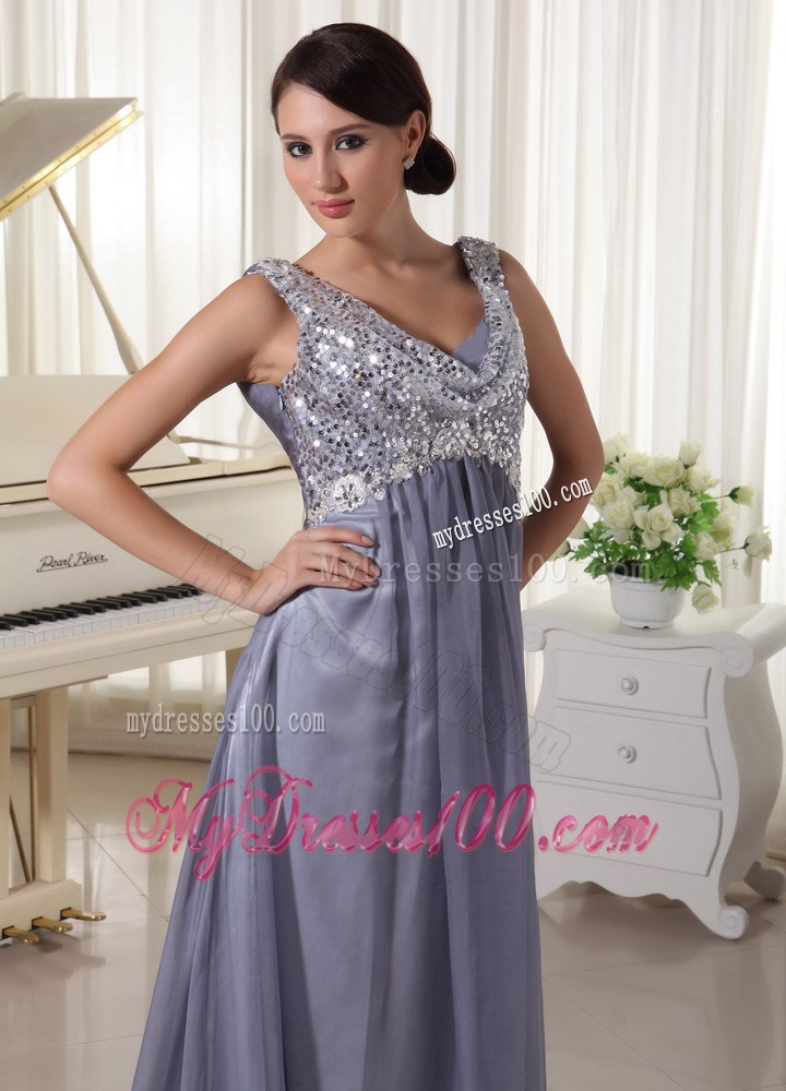 2013 Grey Sequins V-neck Appliques Celebrity Dresses For Prom Party