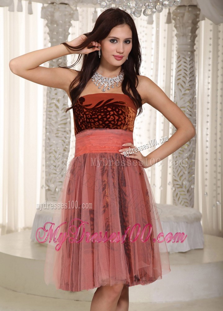 2013 Rust Red Strapless Knee-length Printing Belt Party Dress