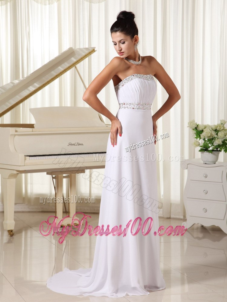 Elegant White Party Dresses Strapless Beaded Bust Brush Train Skirt