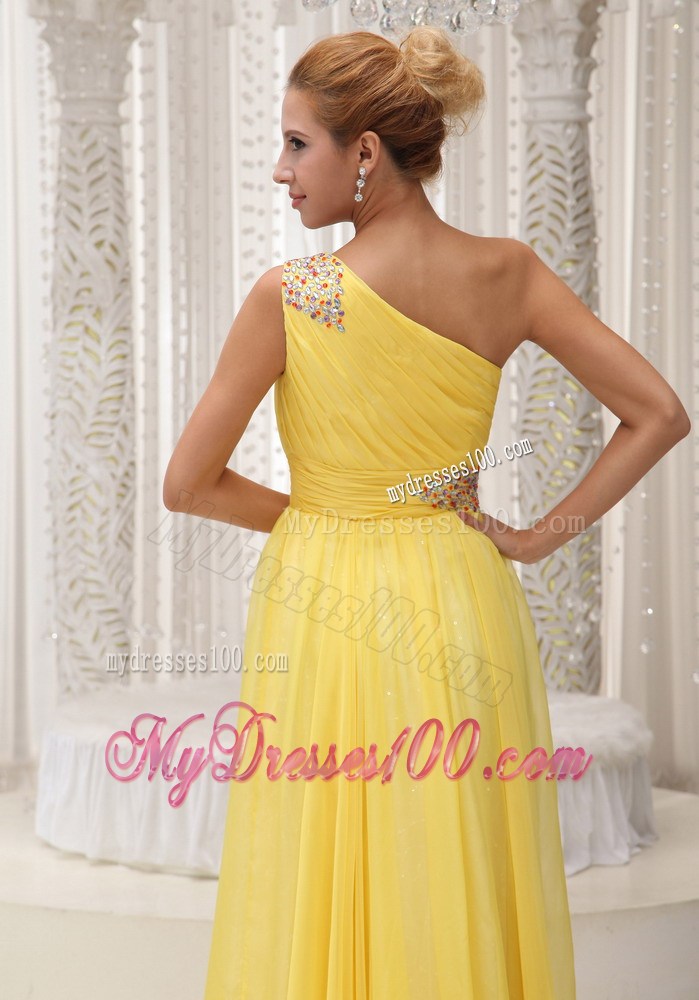 Beaded One Shoulder and Ruched Yellow Floor-length Party Dresses