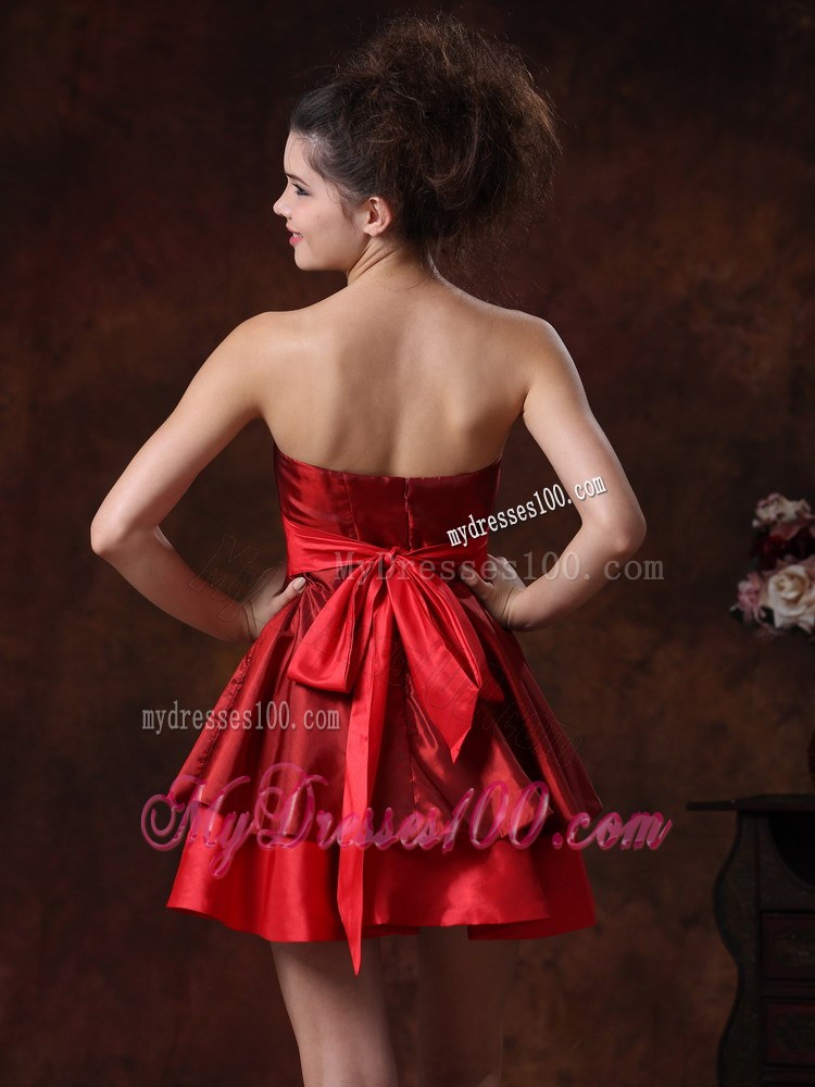 2013 Simple Bowknot Red Mini-length Strapless Party Dress