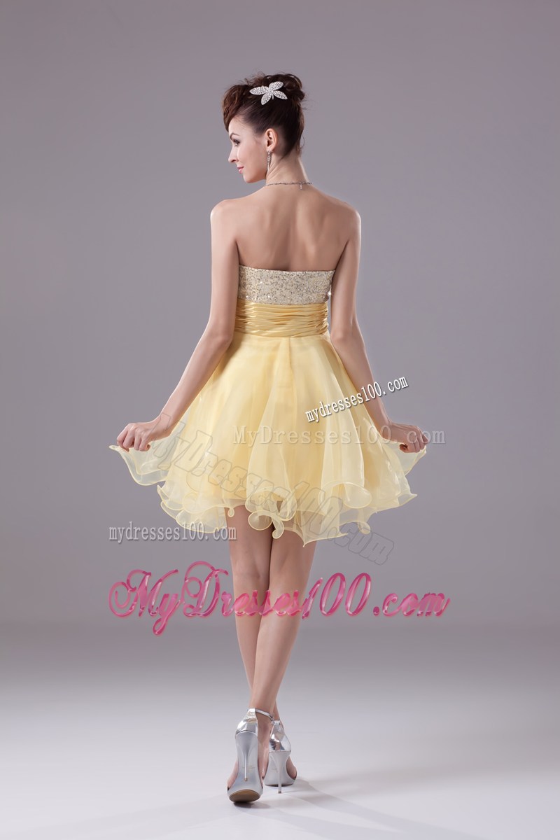 2013 Lovely Yellow Sweetheart Knee-length Beading Party Dresses