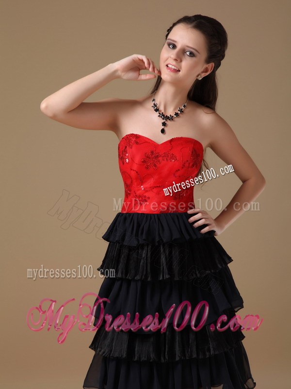 Black and Red Sweetheart Short Party Dresses Beaded Knee-length