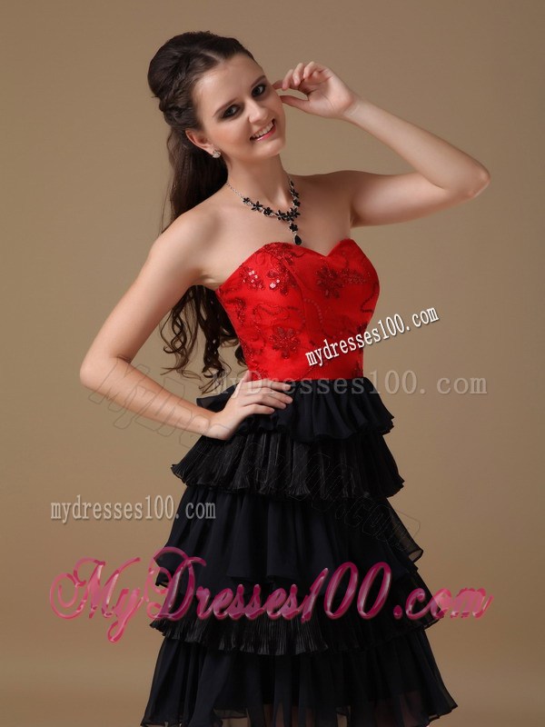 Black and Red Sweetheart Short Party Dresses Beaded Knee-length