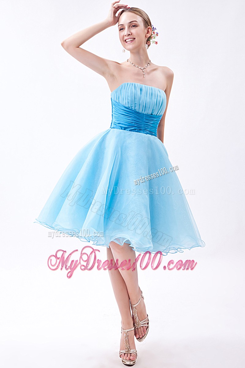 2013 Baby Blue Strapless Knee-length Ruched Party Dresses