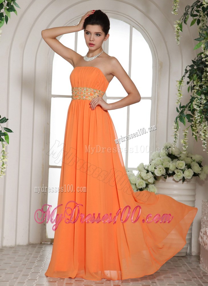 Stylish Orange Red Beading and Ruching Party Dress With Strapless