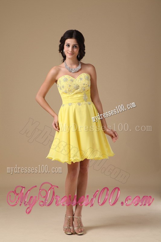 Elegant Yellow Sweetheart Mini-length Beading Party Dresses