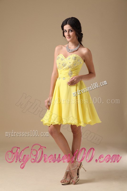 Elegant Yellow Sweetheart Mini-length Beading Party Dresses