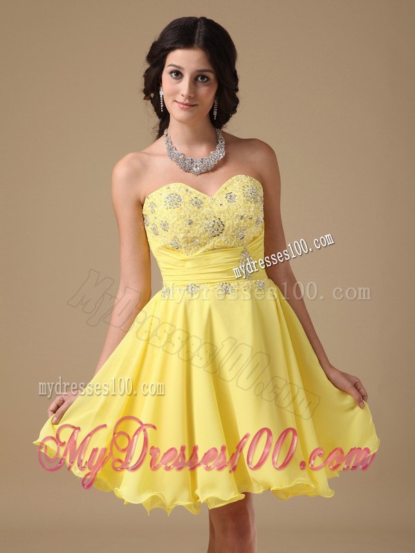 Elegant Yellow Sweetheart Mini-length Beading Party Dresses