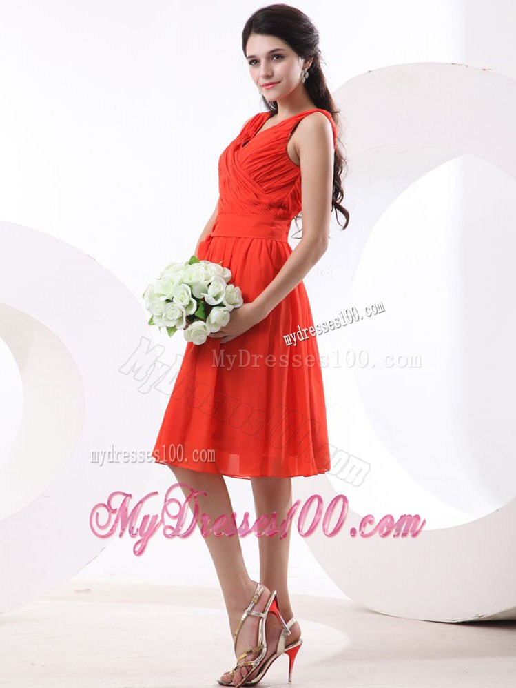 Cheap Red Column V-neck Ruched For Party Dress With Knee-length