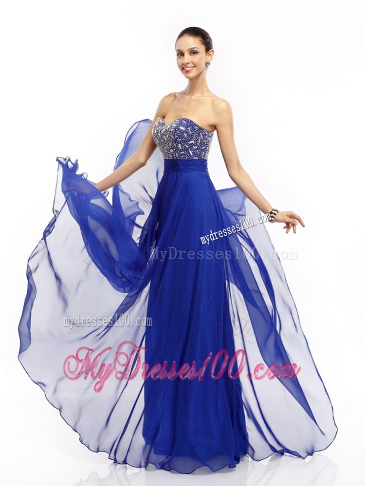 Elegant 2016 Sweetheart Evening Dress with Brush Train and Beading