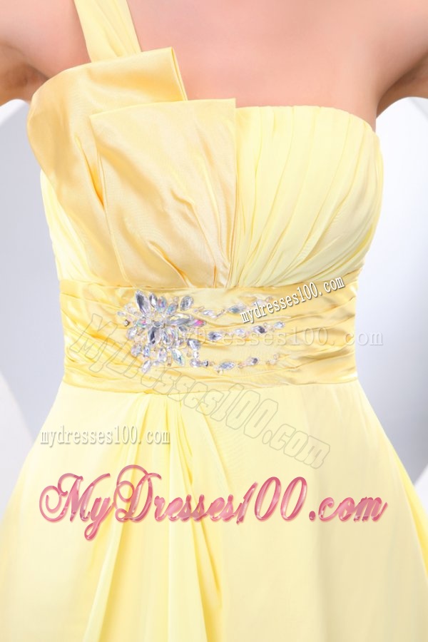 Empire One Shoulder Beading Chiffon Short Evening Dress in Light Yellow