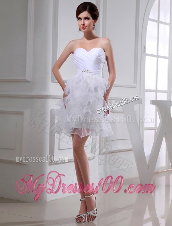 2016 Beautiful A-line Sweetheart Organza Ruching Ruffles White Short Wedding Dress