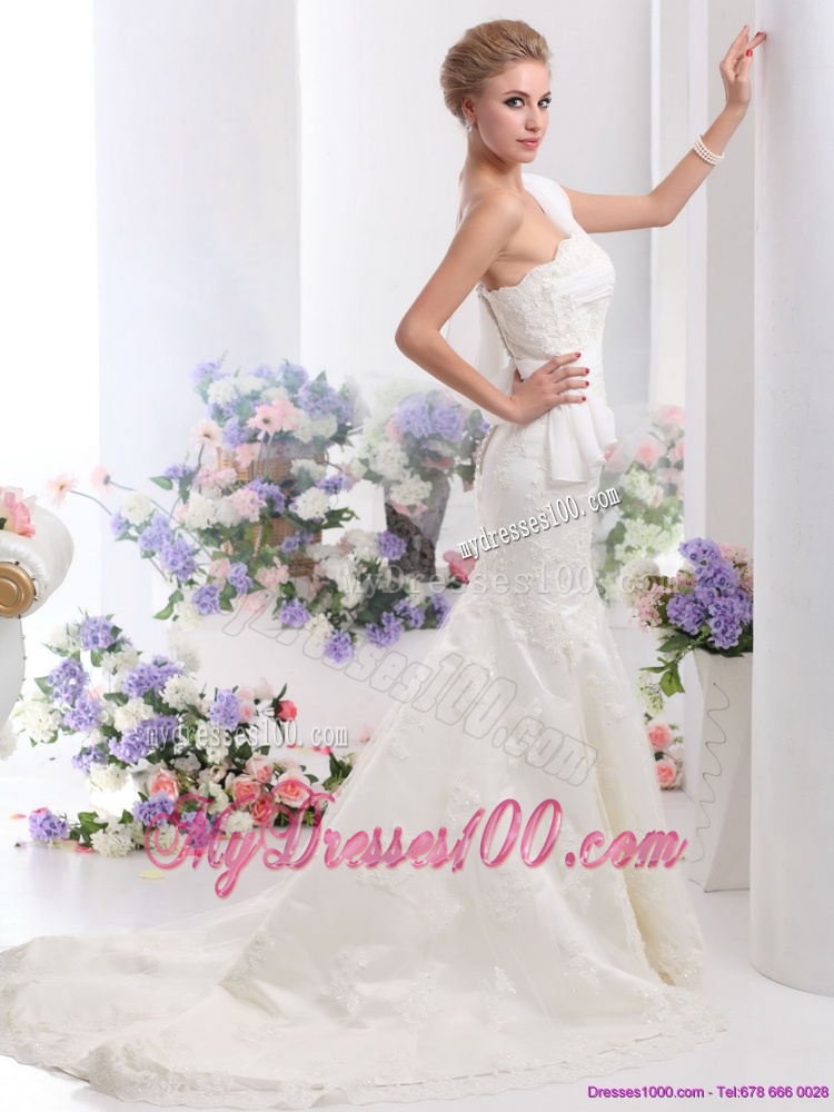 2016 Beautiful White Mermaid Wedding Dress with Court Train and Lace