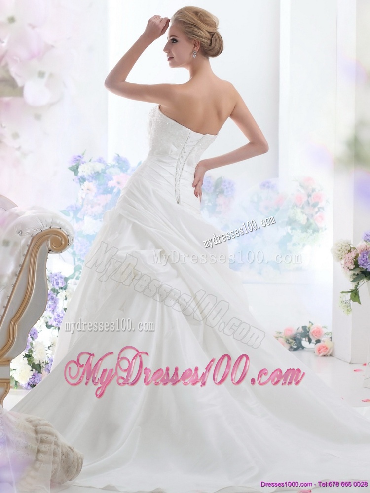 2016 Classical Strapless Wedding Dress with Lace and Ruching