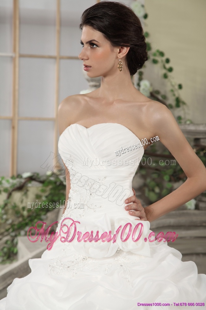2016 Popular Sweetheart Wedding Dress with Ruching and Appliques