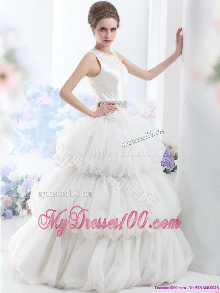 2016 Romantic Scoop Wedding Dress with Beading