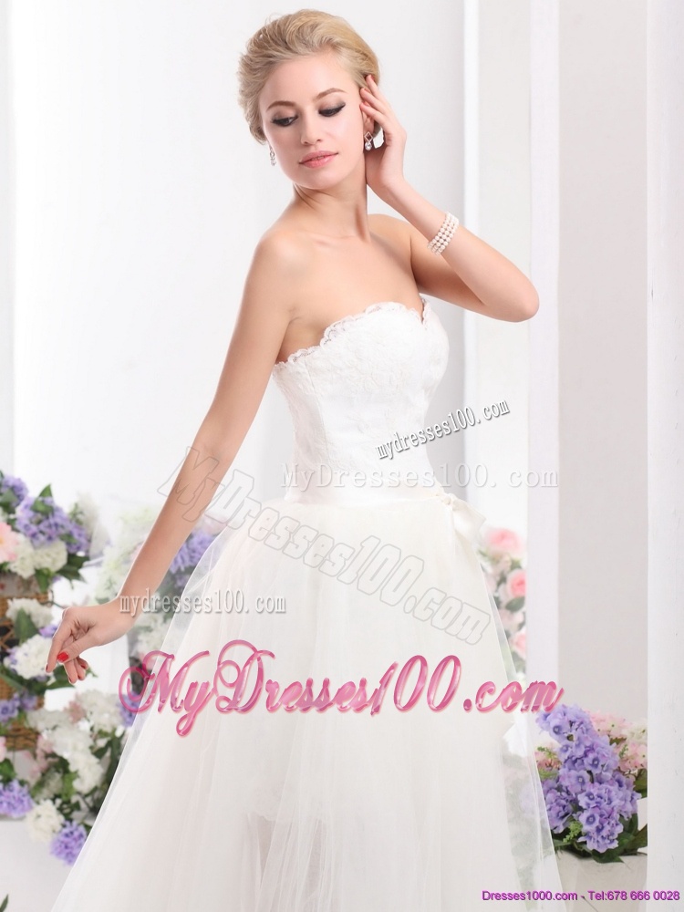 2016 Romantic Sweetheart Wedding Dress with Lace and Sash
